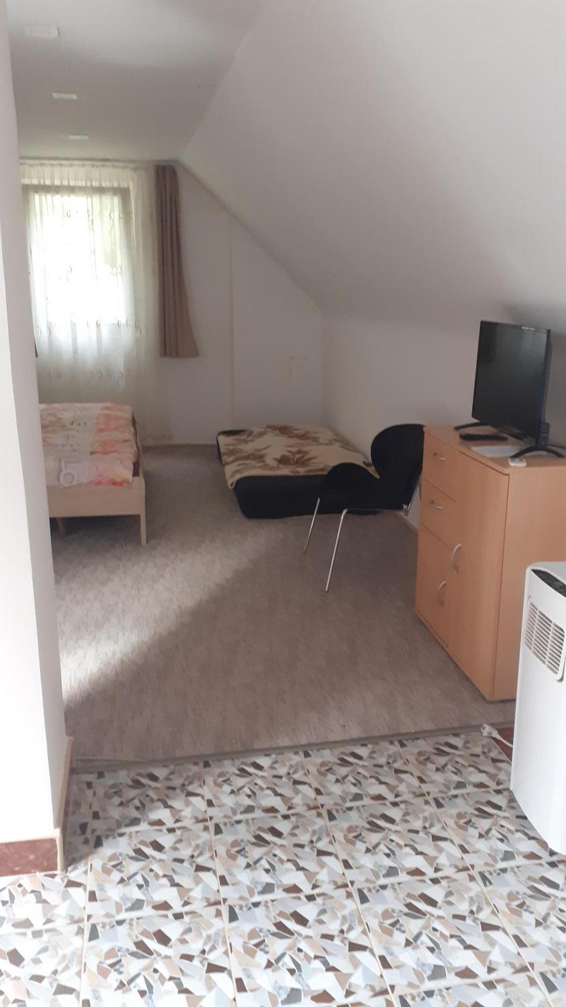 Borostyan Vendeghaz Apartment Tiszaug Luaran gambar